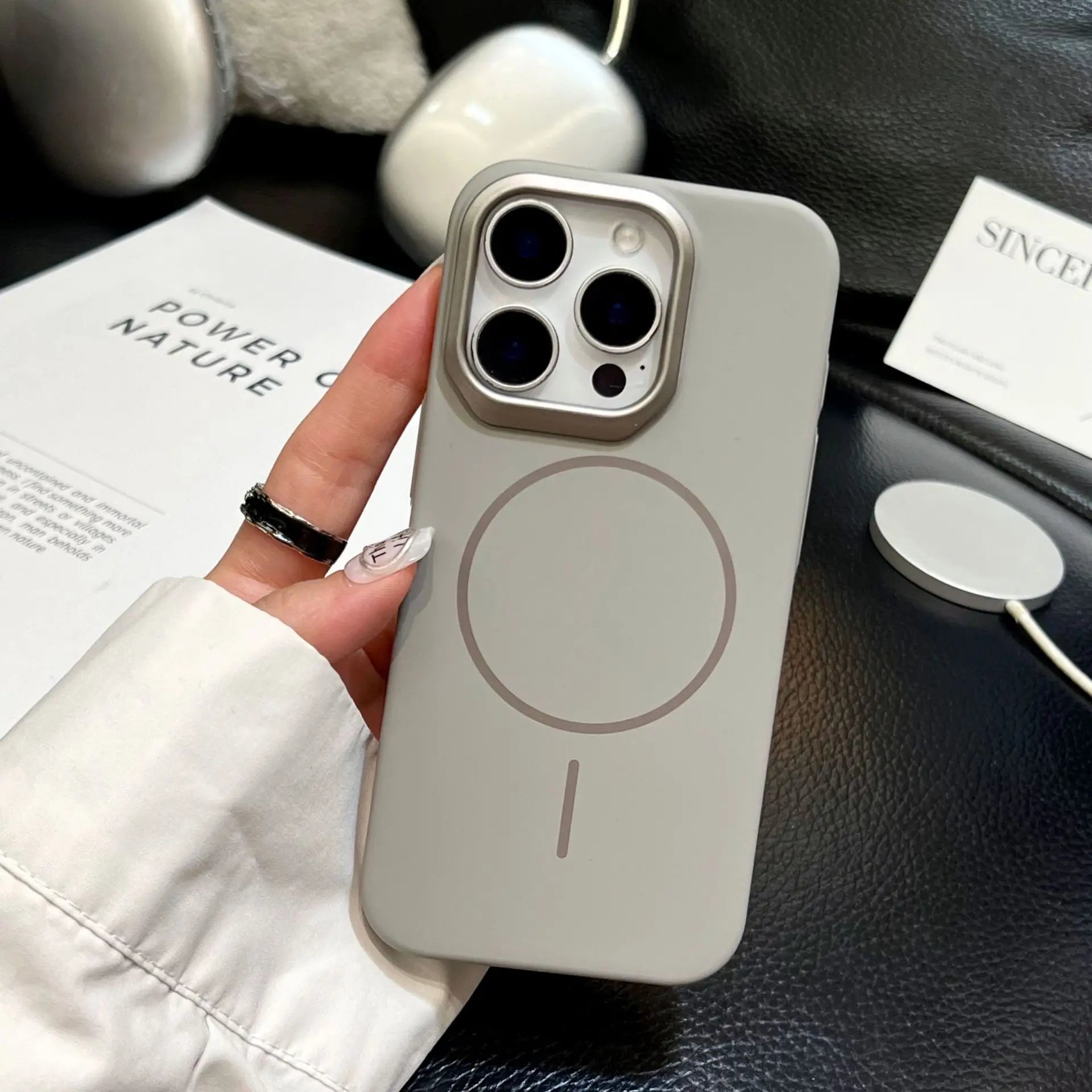 iPhone Series Shadow Grip Mag Vault Case