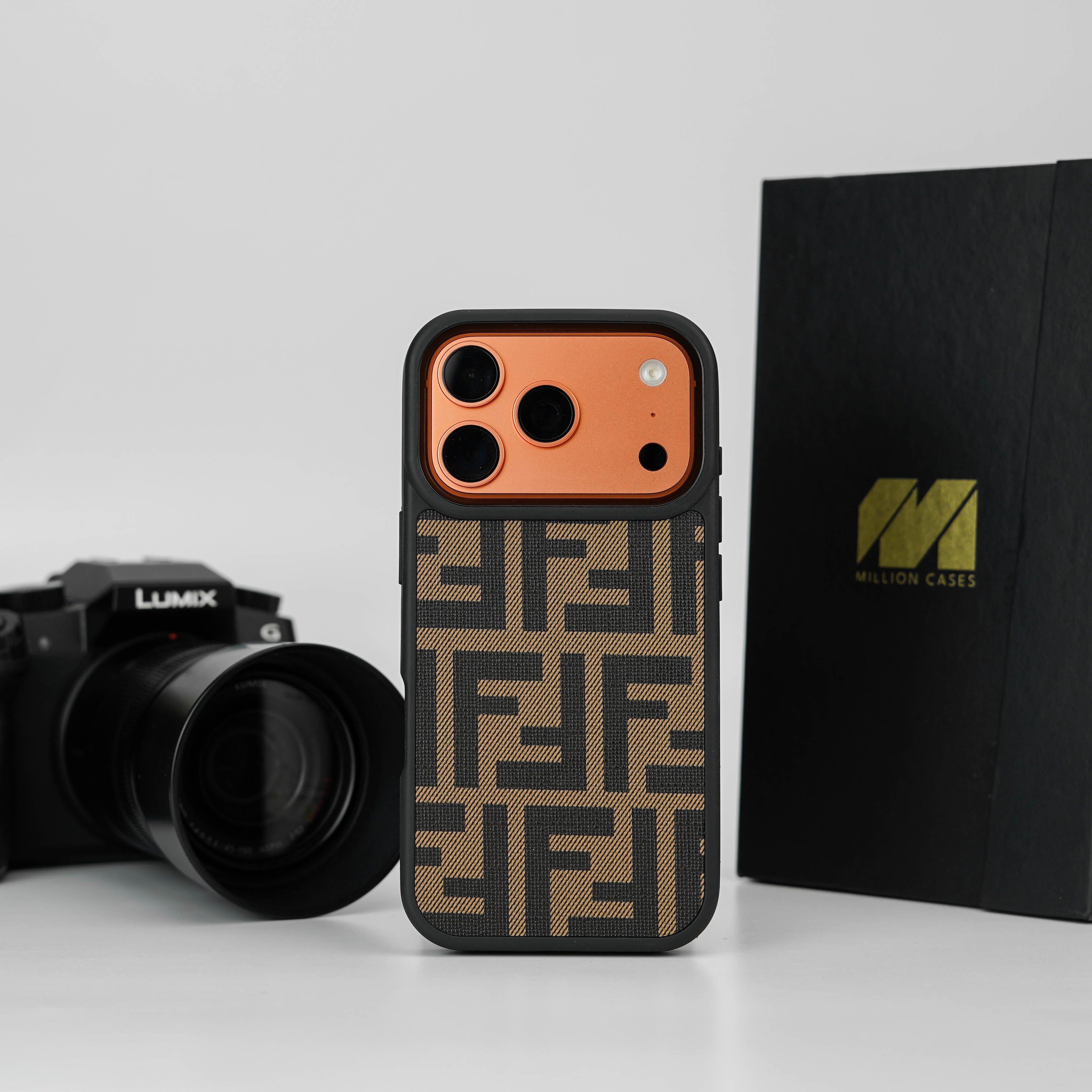 Iconic Monogram Leather Wallet Case